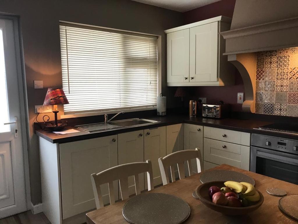 Kilkeel Bungalow - The Perfect Place To Stay Ngoại thất bức ảnh